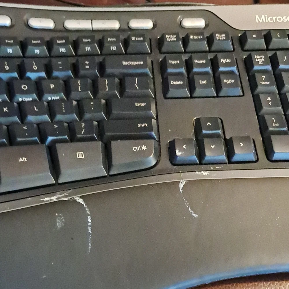 Microsoft Natural Ergonomic Keyboard 4000